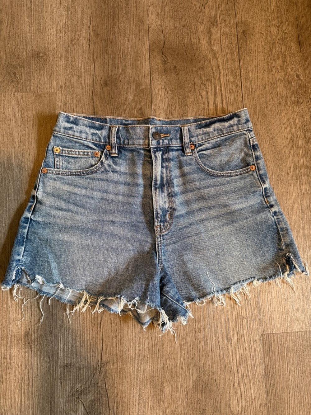 American Eagle Highest Rise 90s Boyfriend Shorts